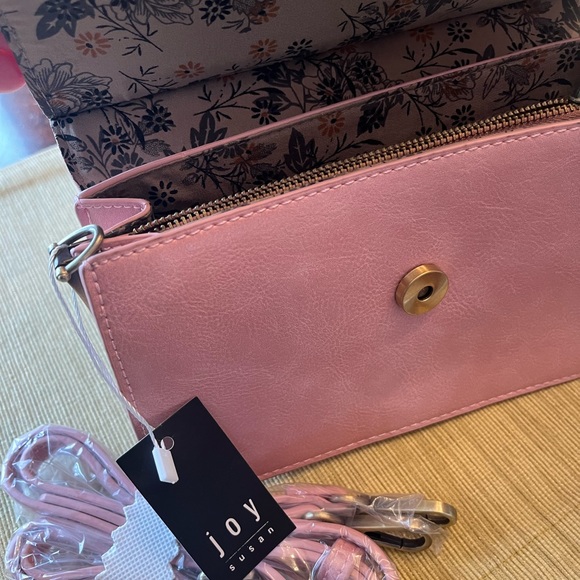 🌸 Aria Bracelet Bag ~ Joy Susan ~ Blush Pink ~ NEW with Tags ~ BONUS Twilly - Picture 5 of 12